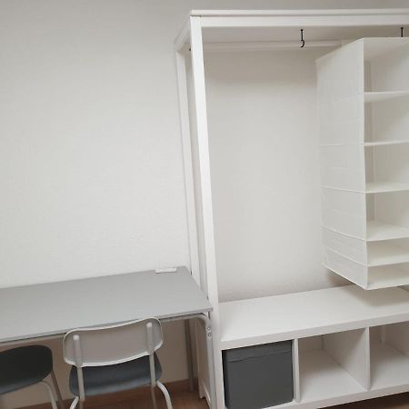 Neue Privatzimmer, Wifi und Kaffee inklusive Lörrach Exterior foto