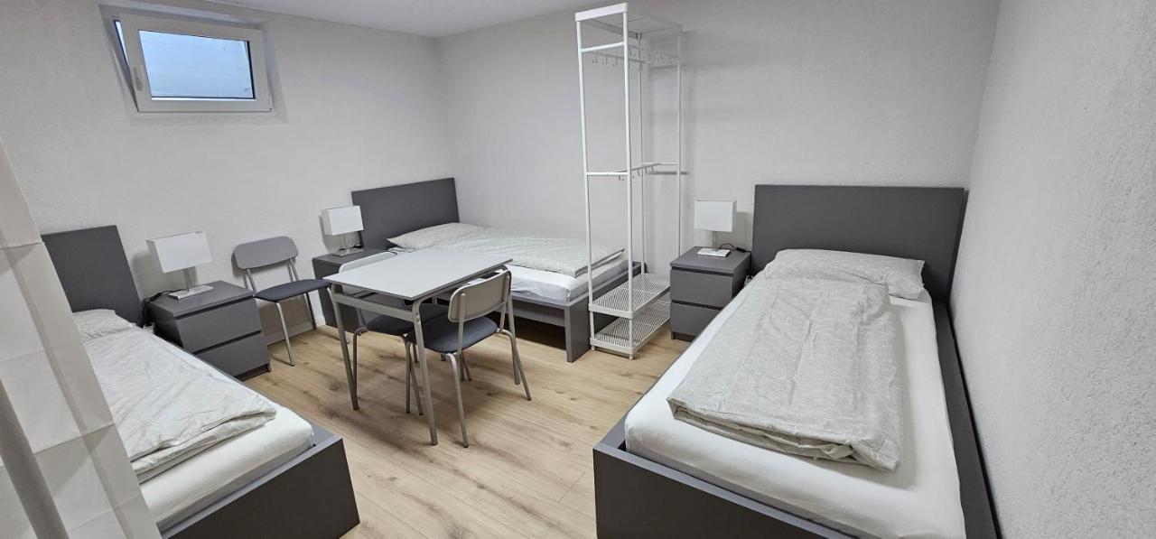 Neue Privatzimmer, Wifi und Kaffee inklusive Lörrach Exterior foto