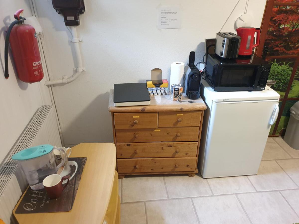 Neue Privatzimmer, Wifi und Kaffee inklusive Lörrach Exterior foto